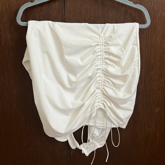 Showpo Halter Dress - Picture 3 of 4